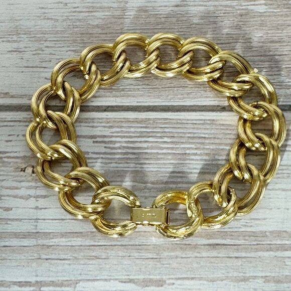 Avon Vintage Textured Chunky Double Curb Chain Link Bracelet Large 7.5” Signed - Picture 6 of 12